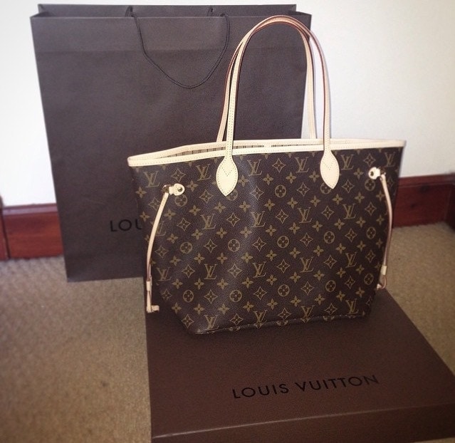 Push present suggestions Louis Vuitton bag