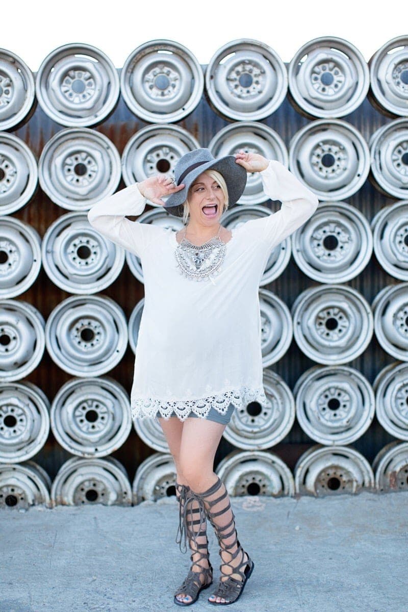 Excited pregnant mom