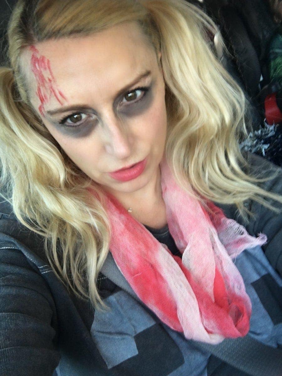 woman zombie costume