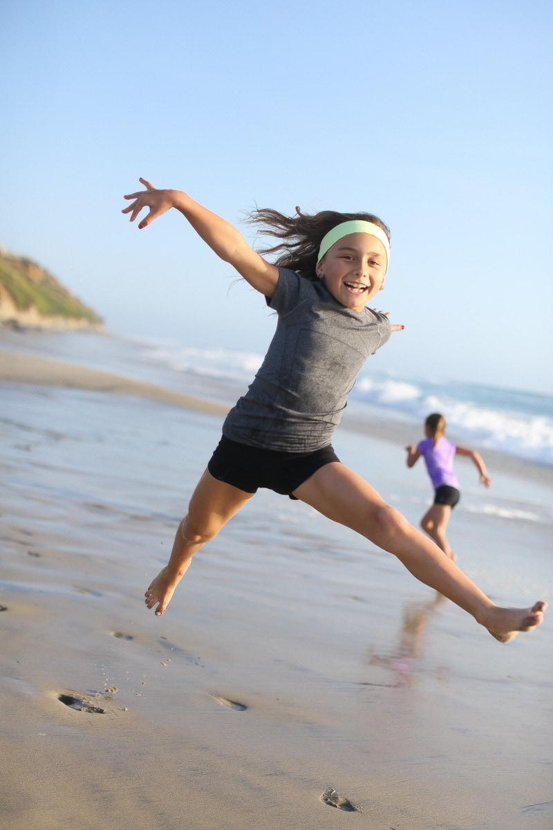 ivivva girls on beach