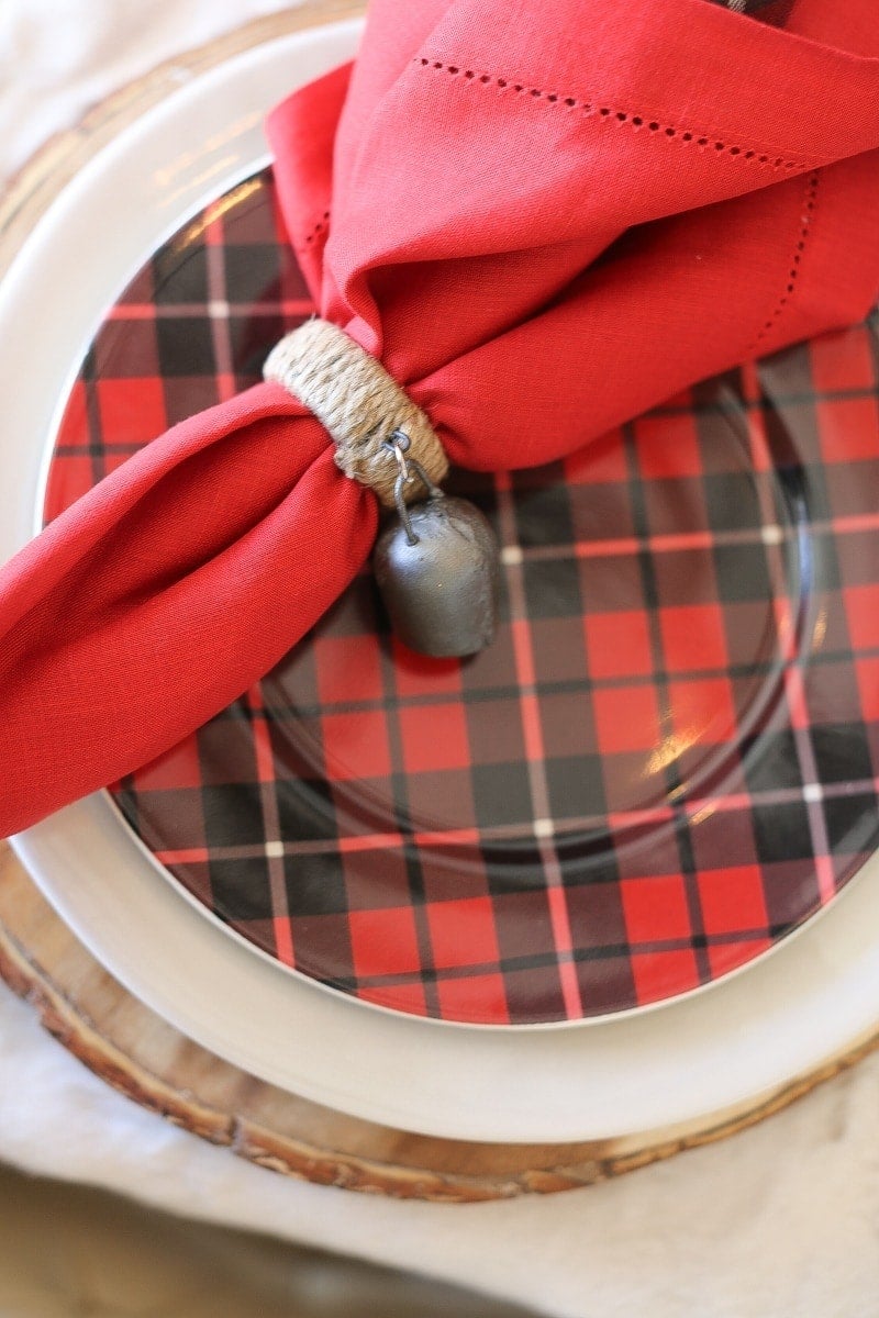 plaid christmas table setting