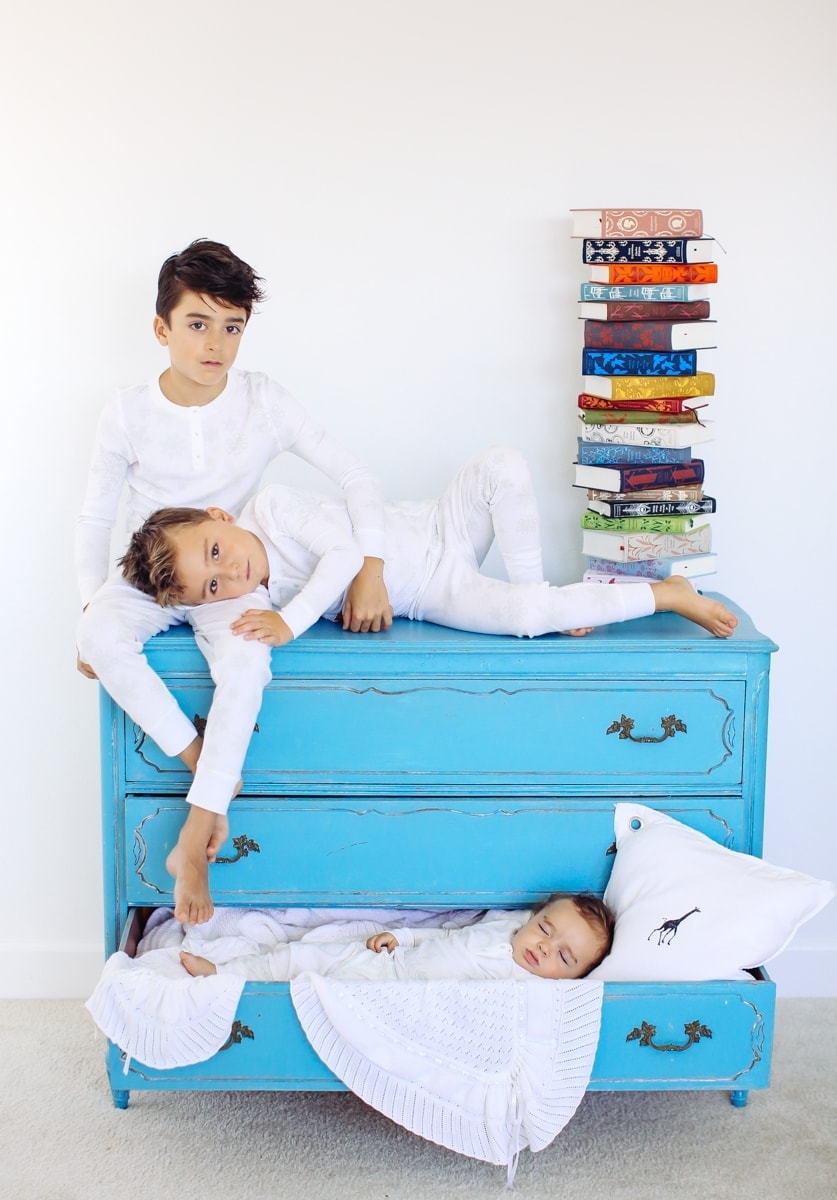 kids on dresser