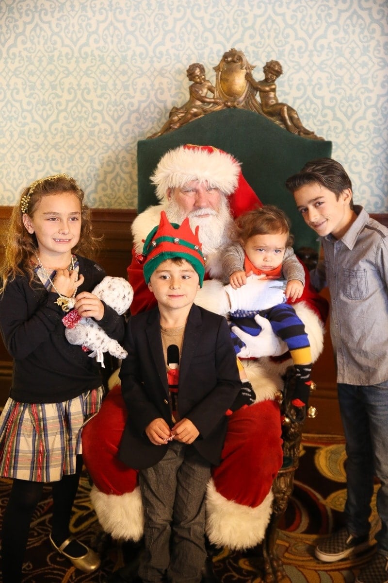 kids with santa