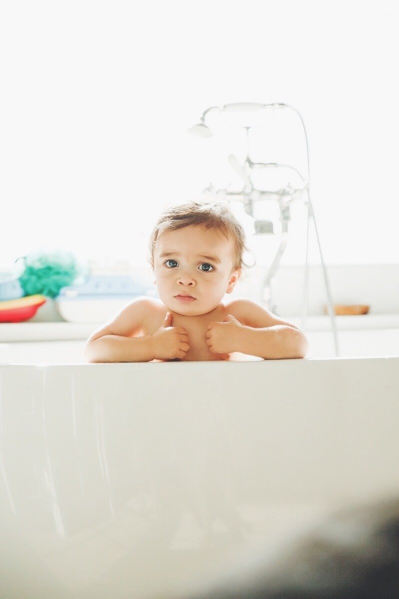 baby in tub 