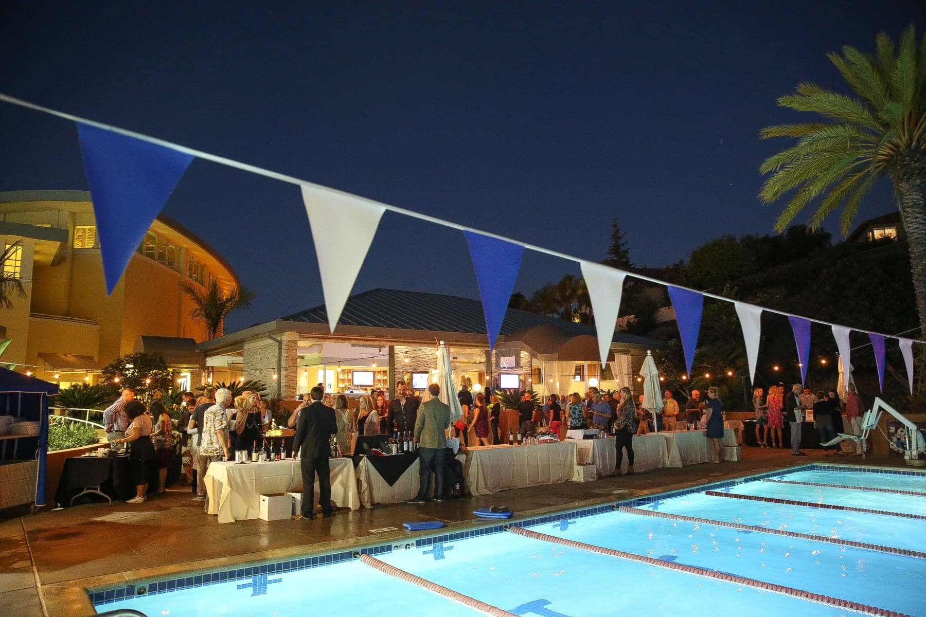 poolside party 