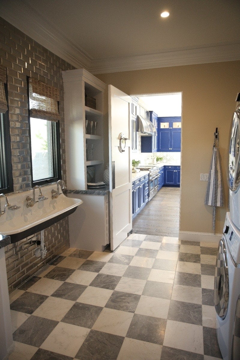 laundry room and kitchen 