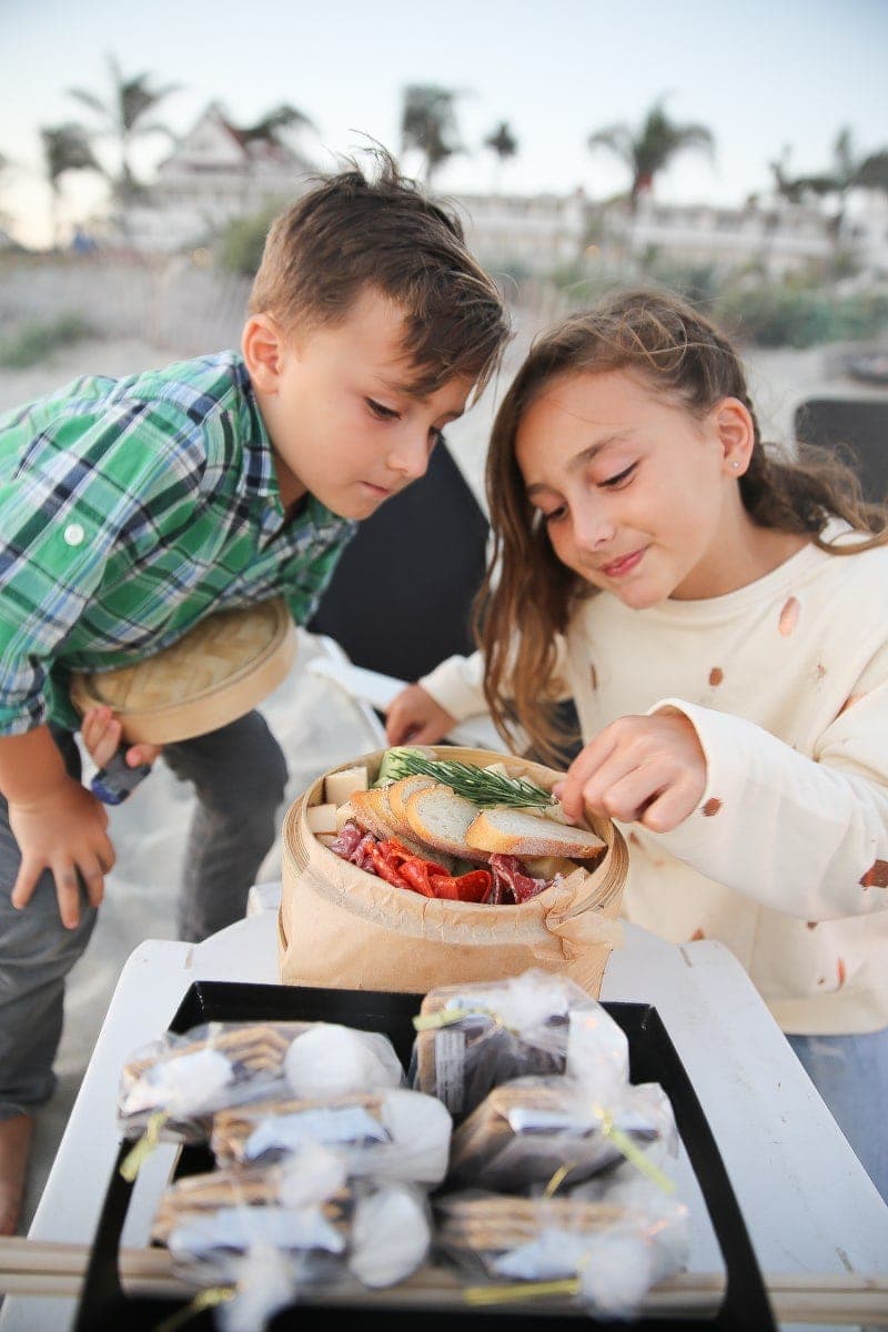 Kids eating snacks