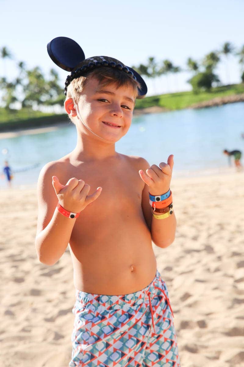 Hawaii kid at disney aulani