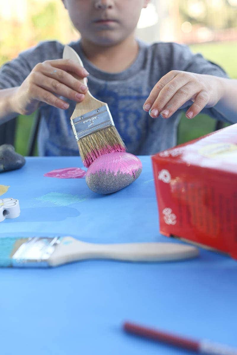 kid painting