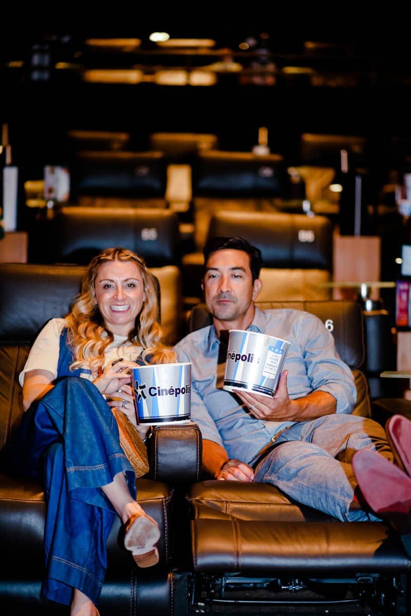 Couple eating popcorn while watching a movie #movienight #cinepolis #familybonding #familylove 