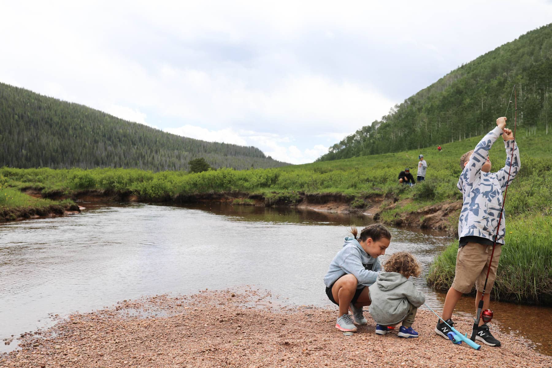 kids fishing piney river ranch