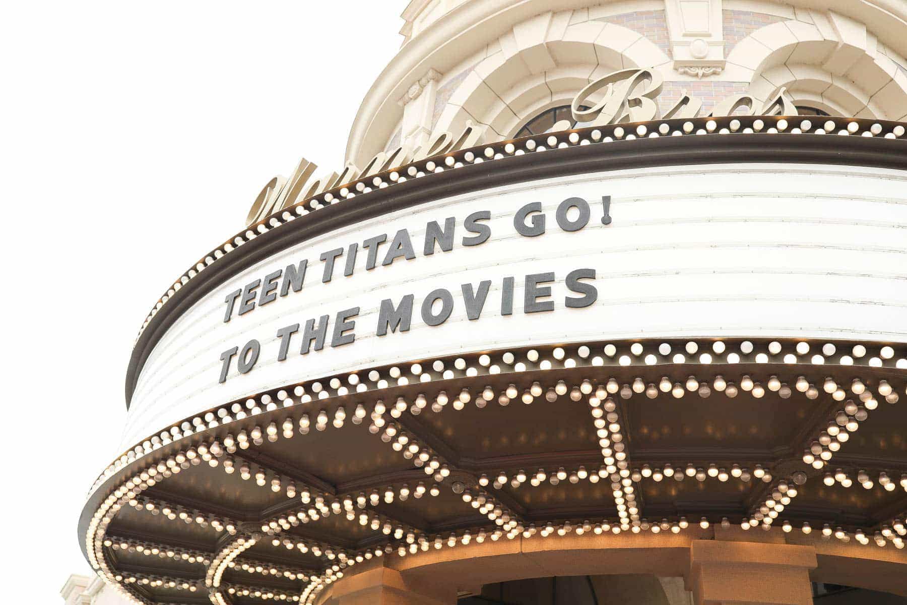 Warner Bros Teen Titans Go! To The Movies #hollywood #warnerbrothers #teentitansgotothemovies #citygirlgonemom