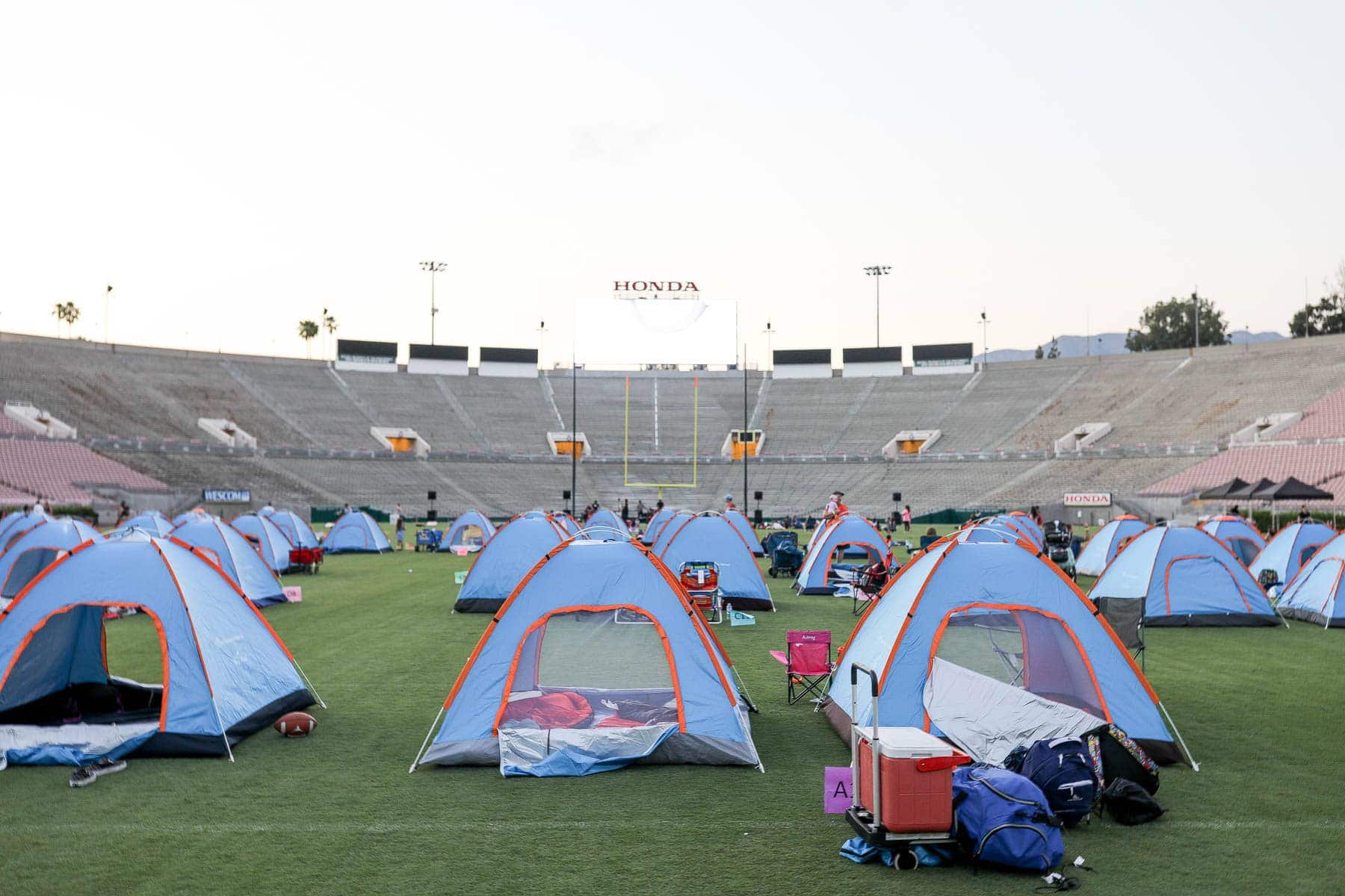 Childhood Cancer is an awful diagnosis. All kids deserve a night to remember and that's exactly what Northwestern Mutual did for their night to remember at the Rose Bowl Stadium! #childhoodcancerawareness #rosebowlstadiumcampout #campoutforkids #cancerawareness #rosebudscampout #rosebowlstadium #pasadena #california #citygirlgonemom #camping #footballstadium