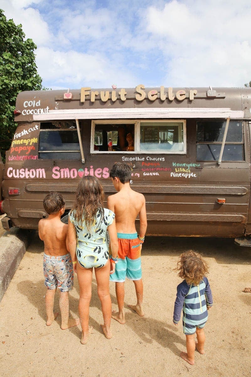 kids at fruit truck Hawaii