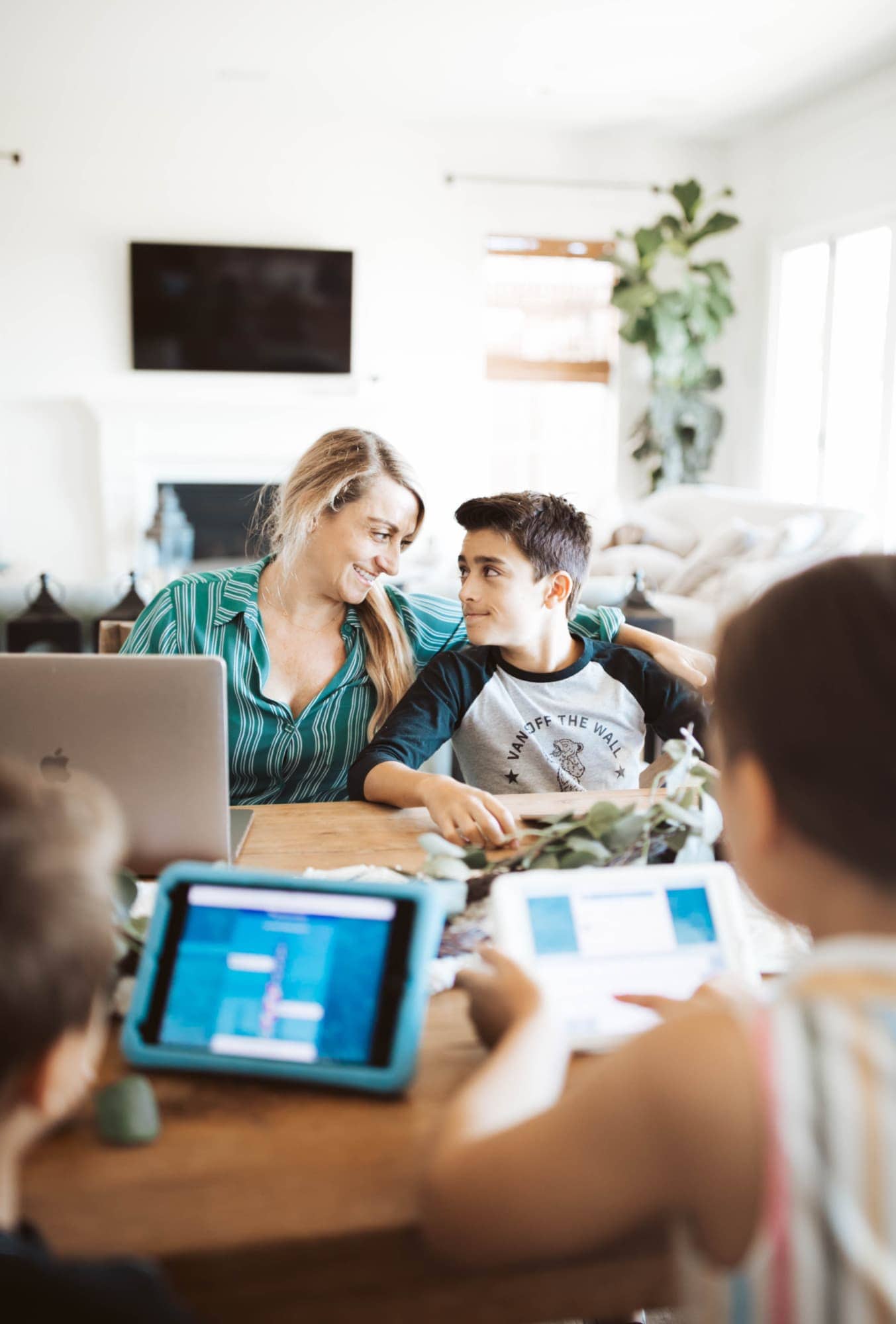 mom spending time with kids