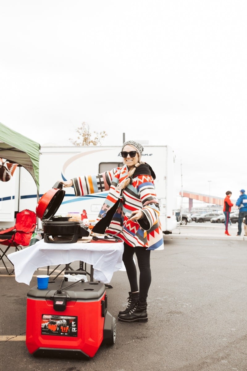 girl outdoor grilling 