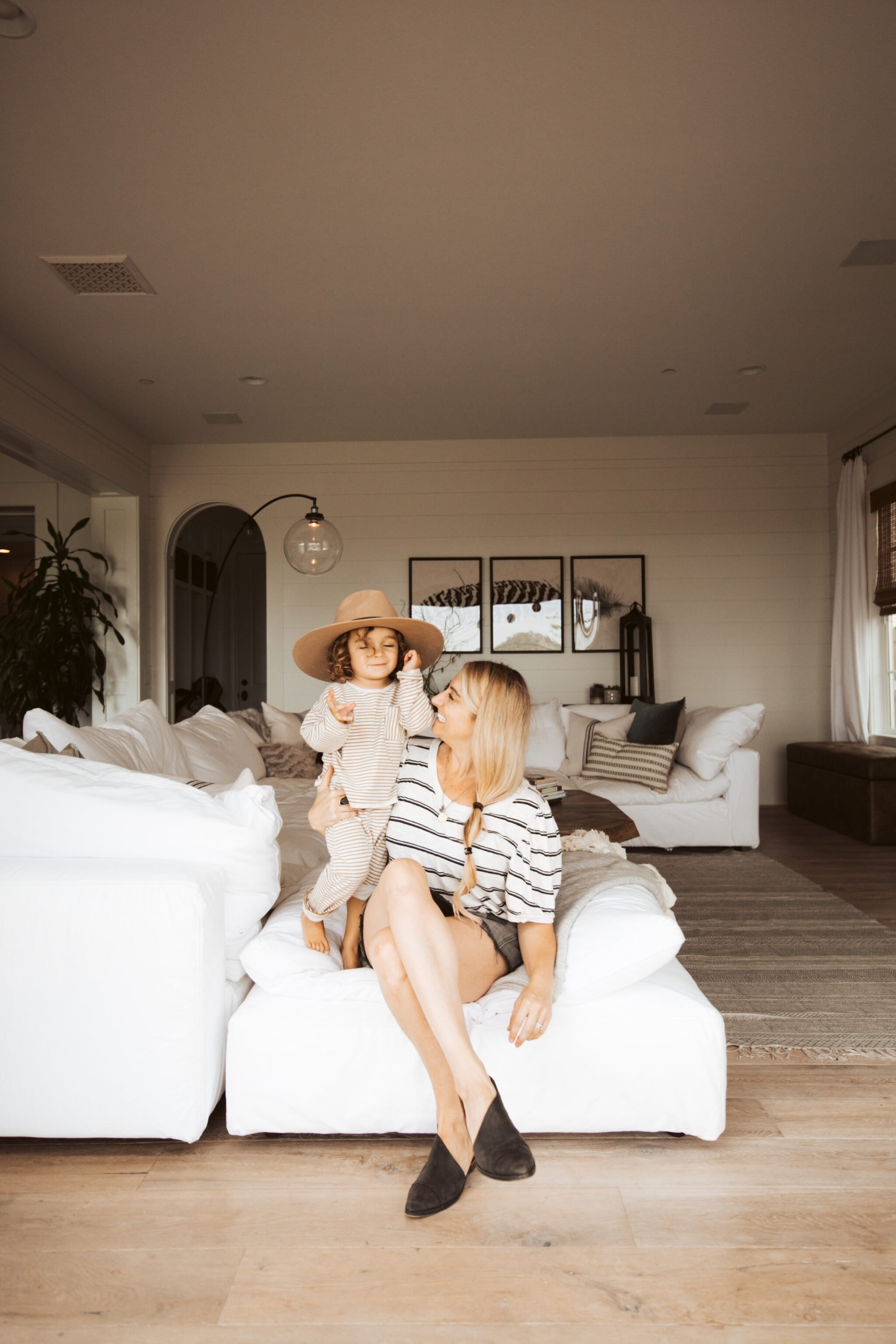 mom and toddler on couch