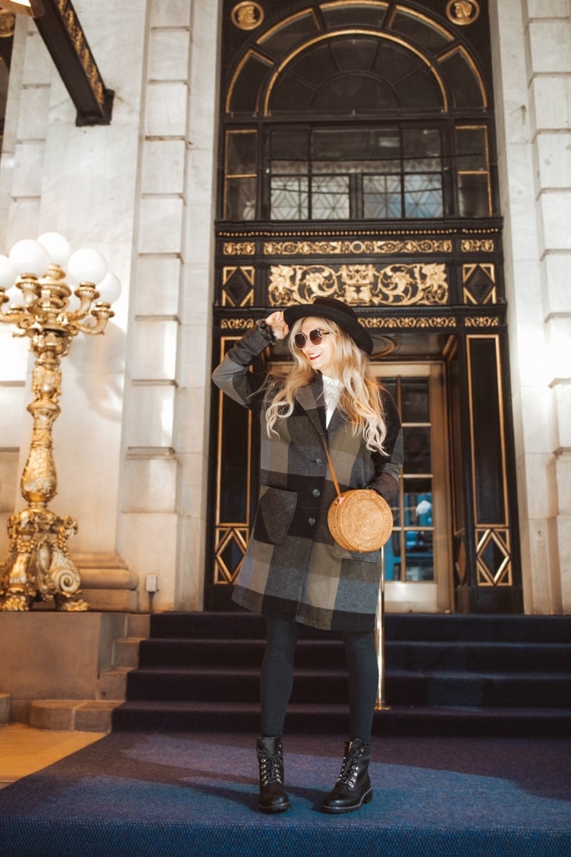 Blogger At The Plaza Hotel