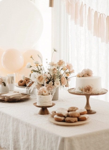 birthday cake table