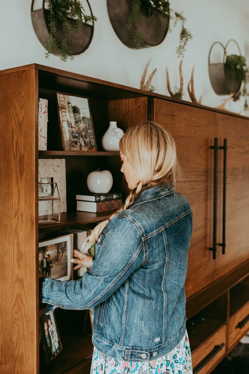 woman decorating