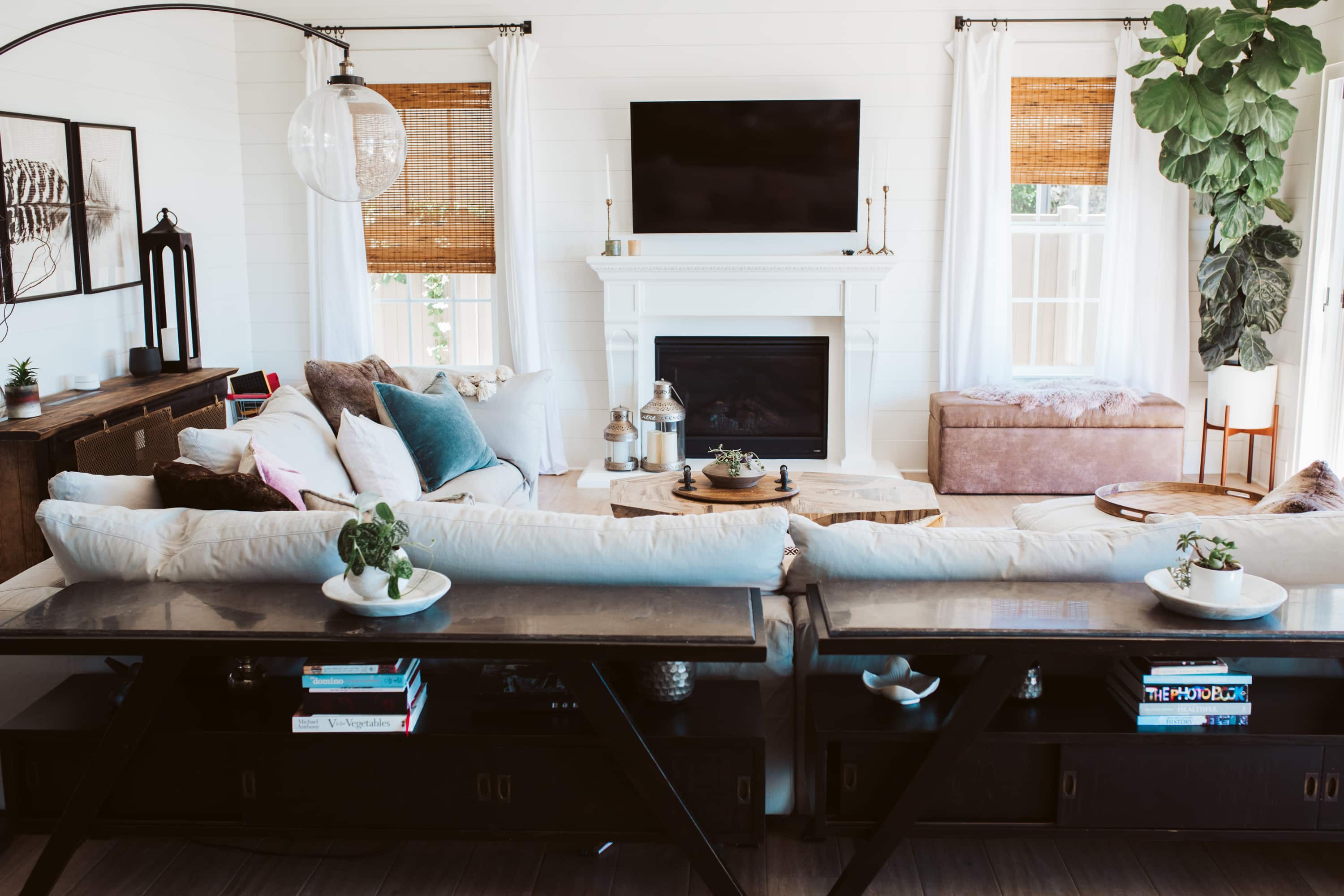 modern farmhouse living room