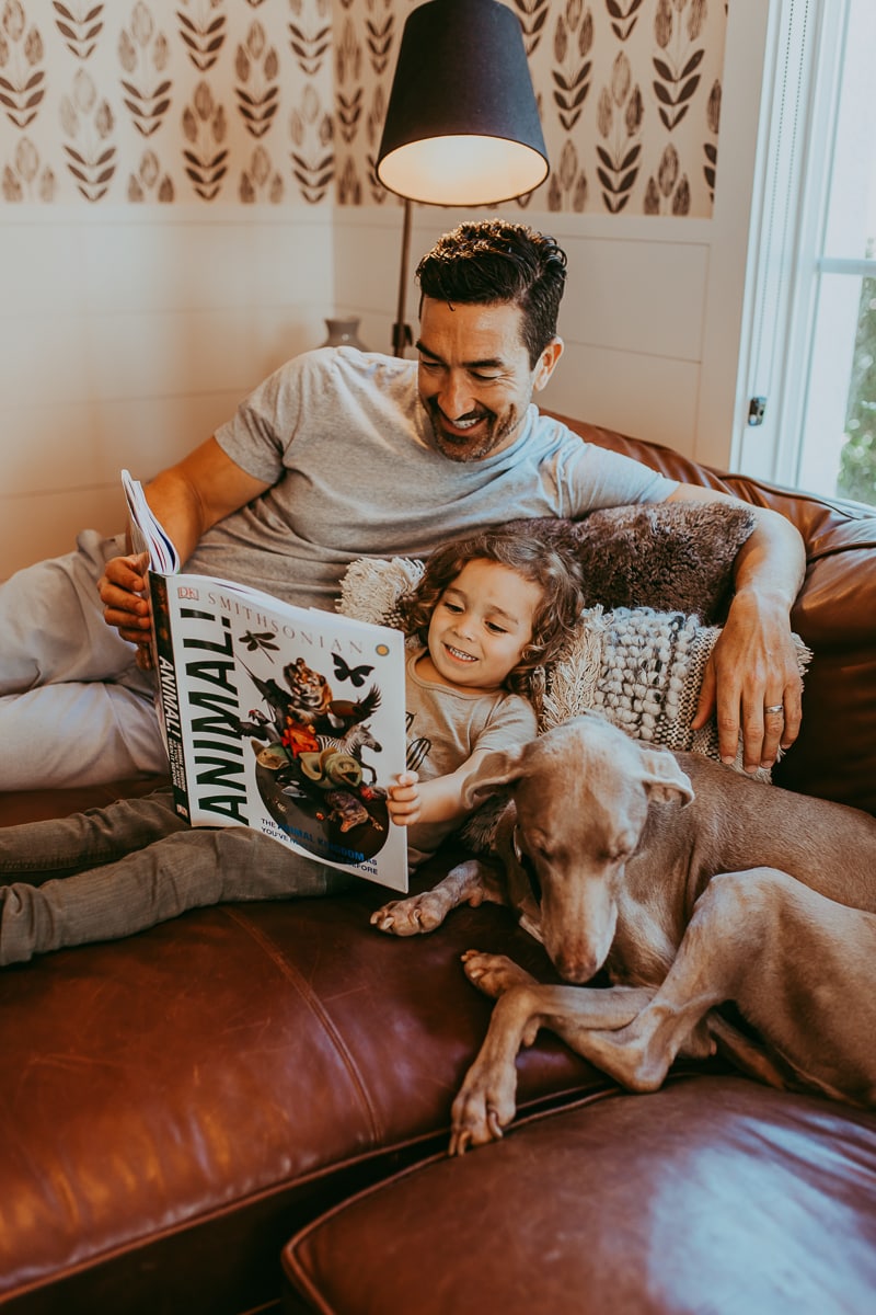 father and child reading