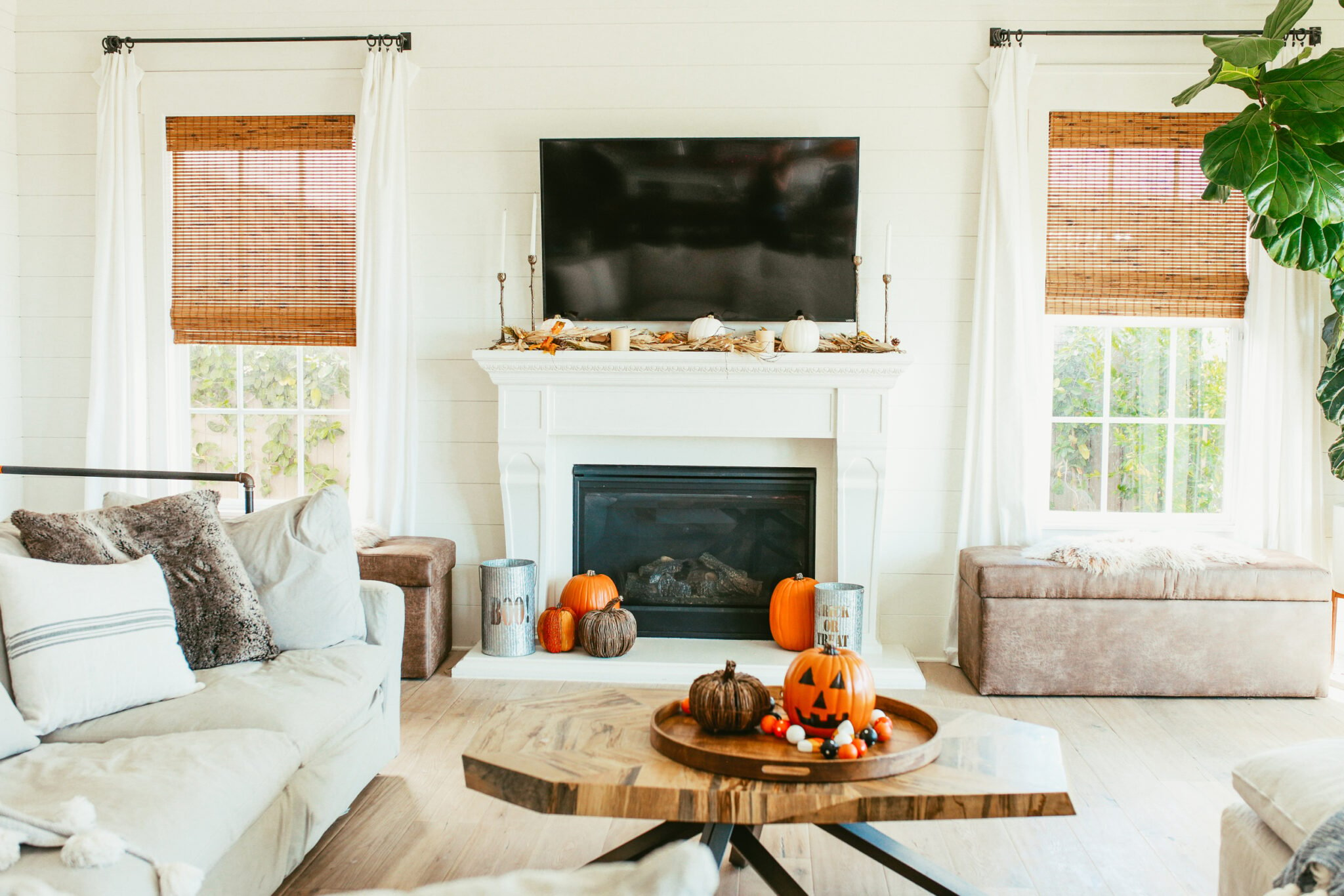 halloween living room