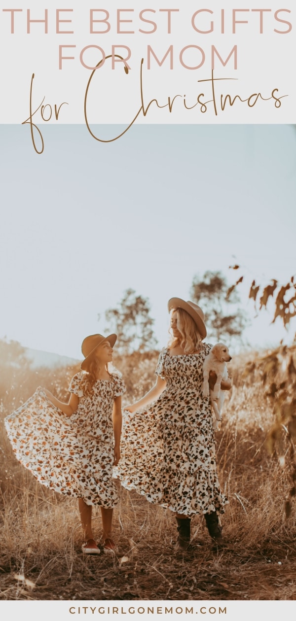 mom and daughter