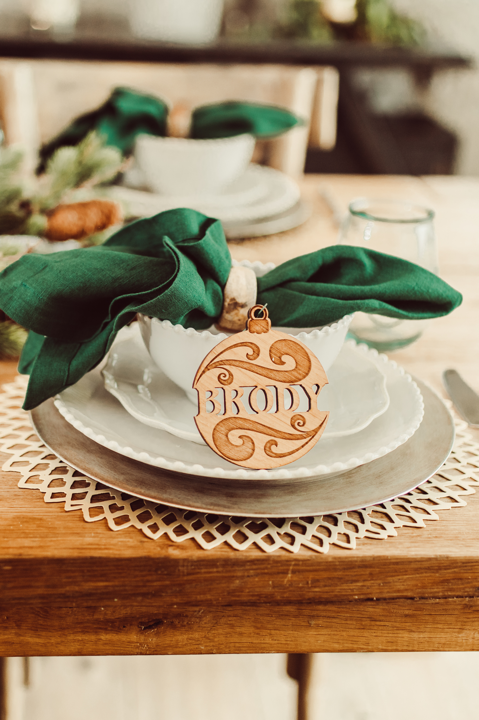 personalized table setting
