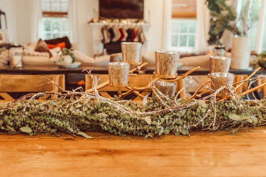 live garland on table top