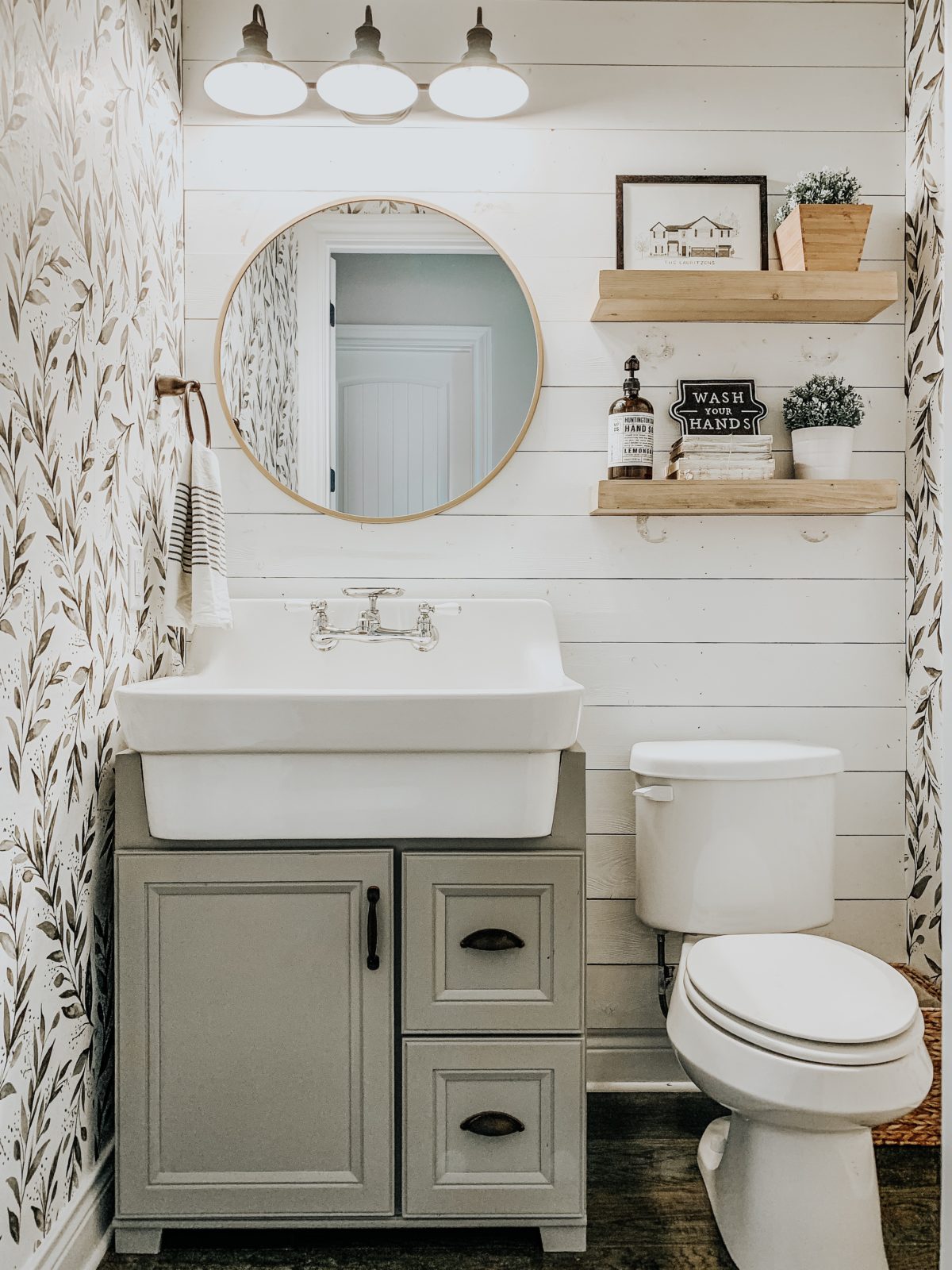 9 Farmhouse Bathrooms We're Obsessed With - City Girl Gone Mom