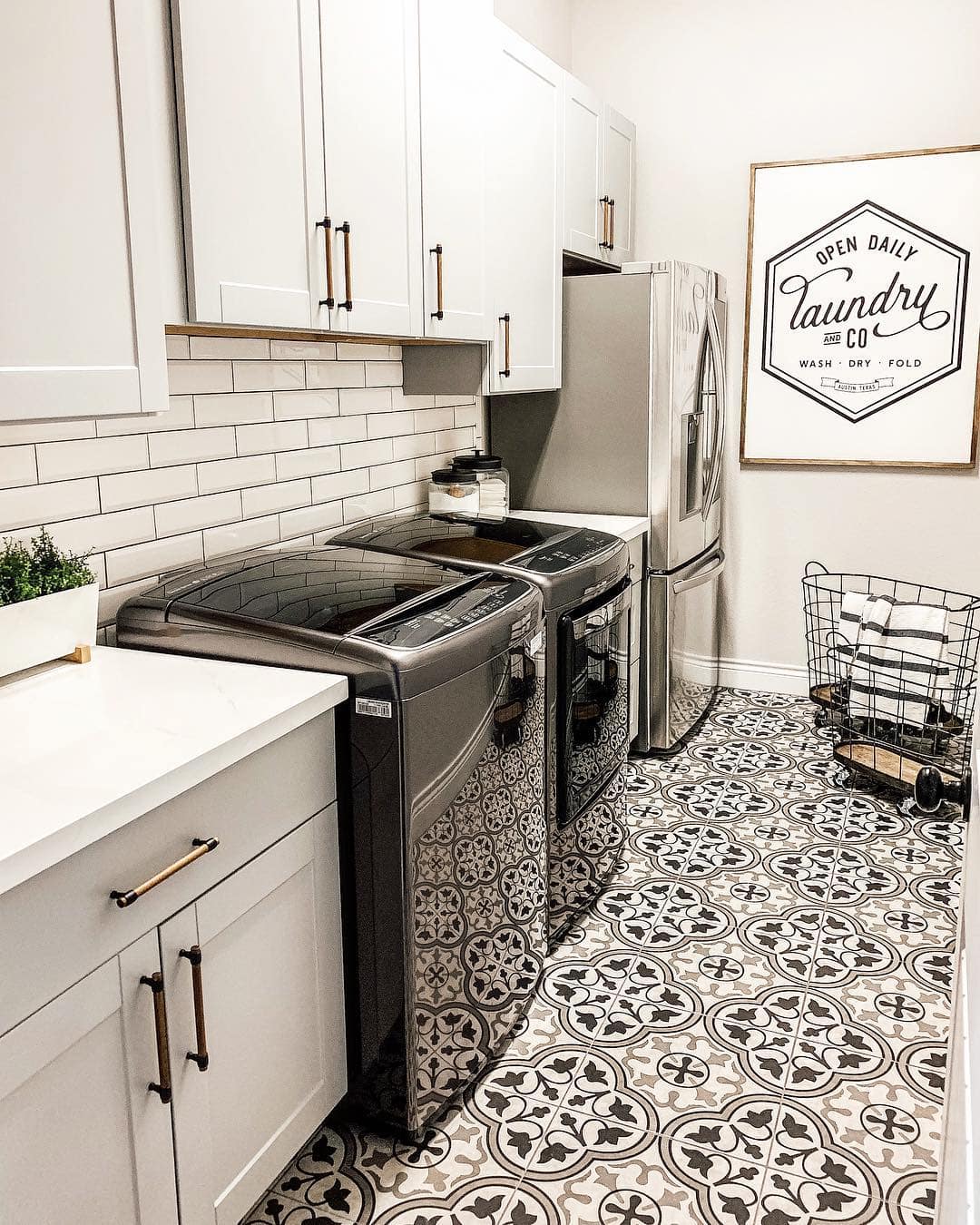 black and white laundry room