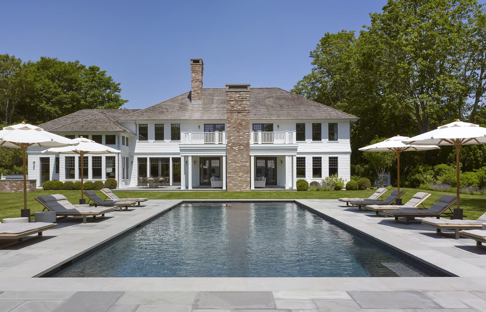 10 Hamptons-Style Swimming Pools to Inspire Your Summer - City Girl 