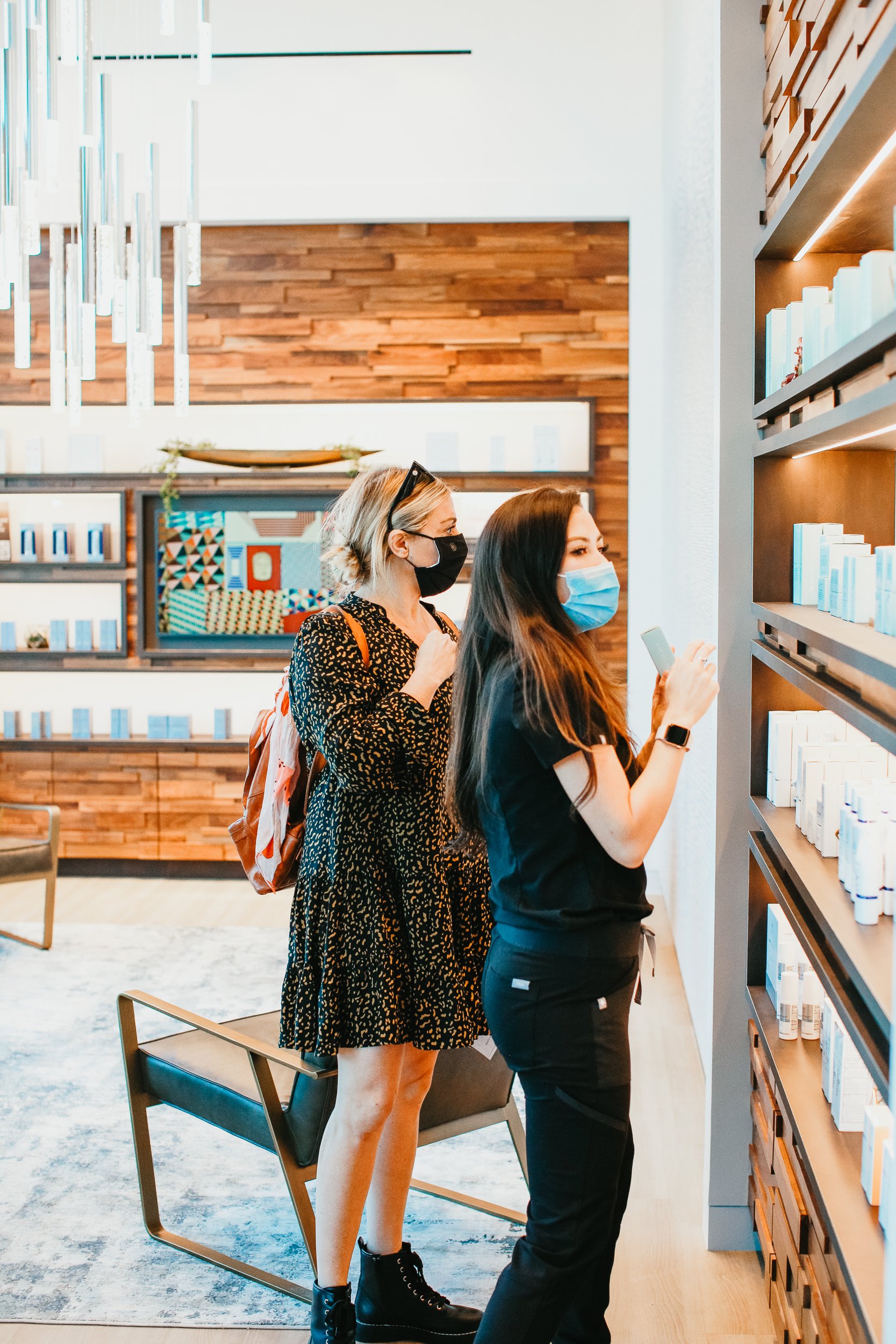 woman shopping in spa