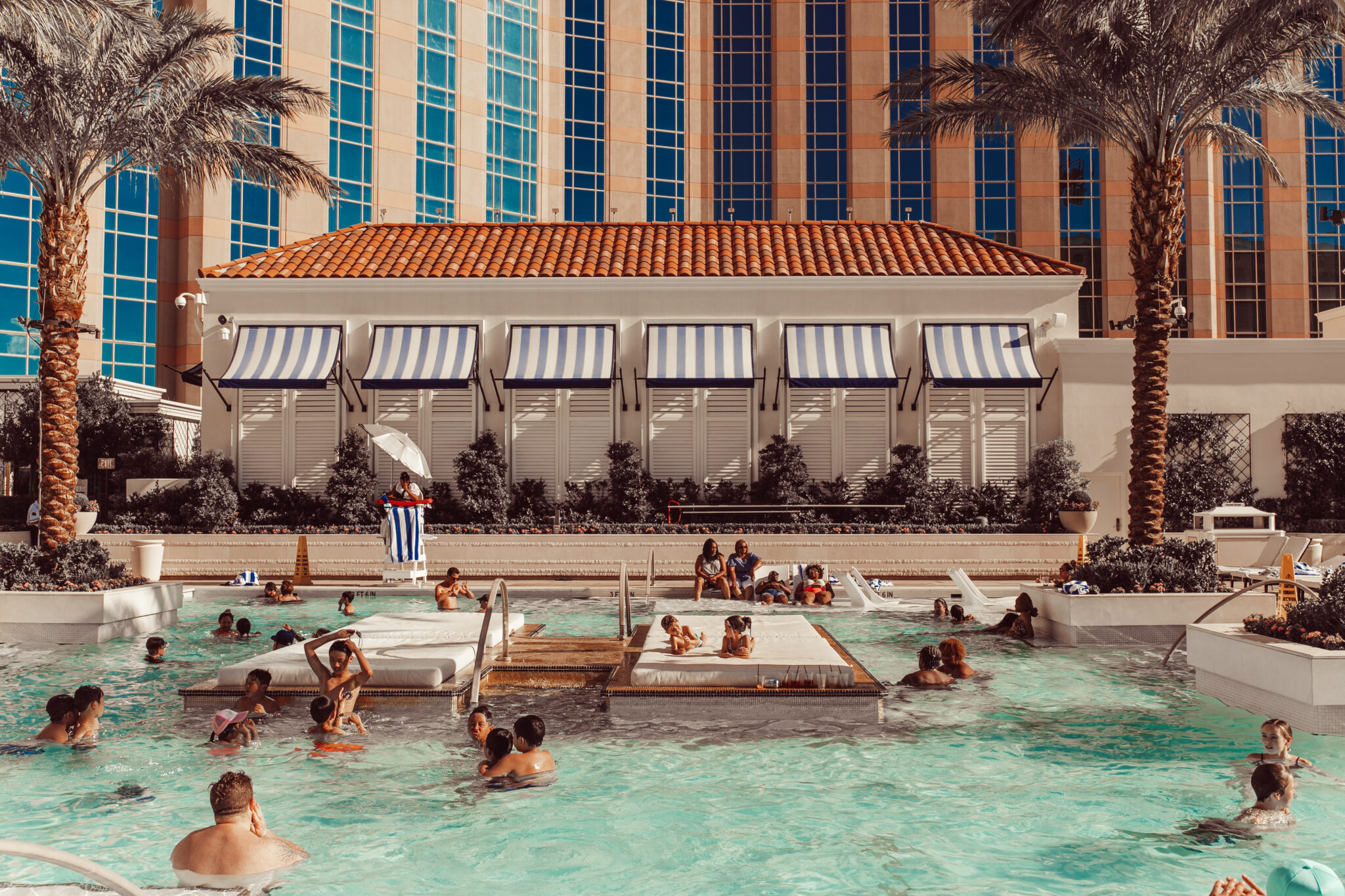 venetian hotel pool
