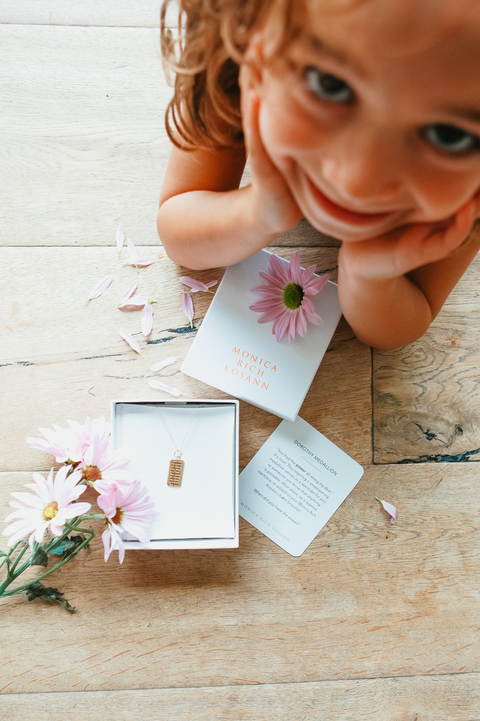 child with jewelry giftbox