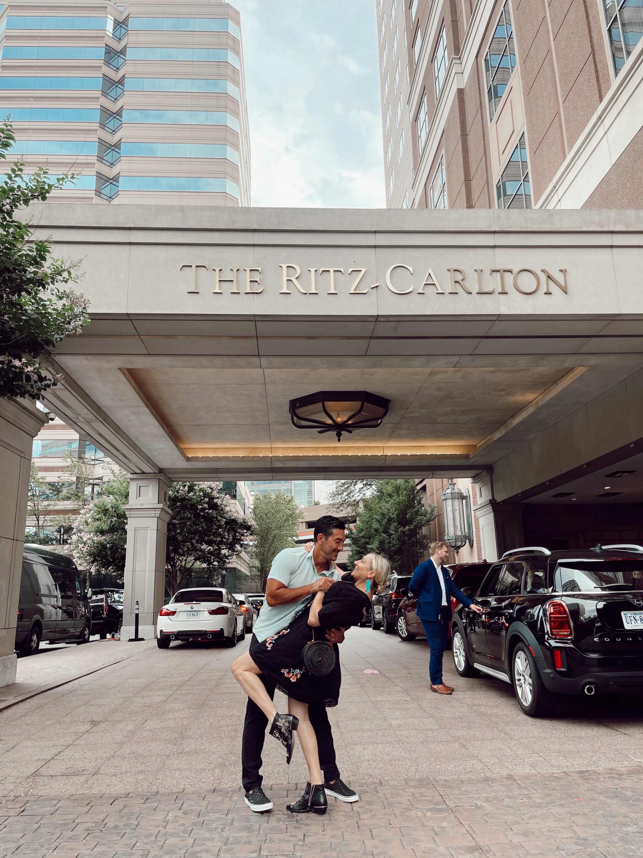 couple dancing outside hotel