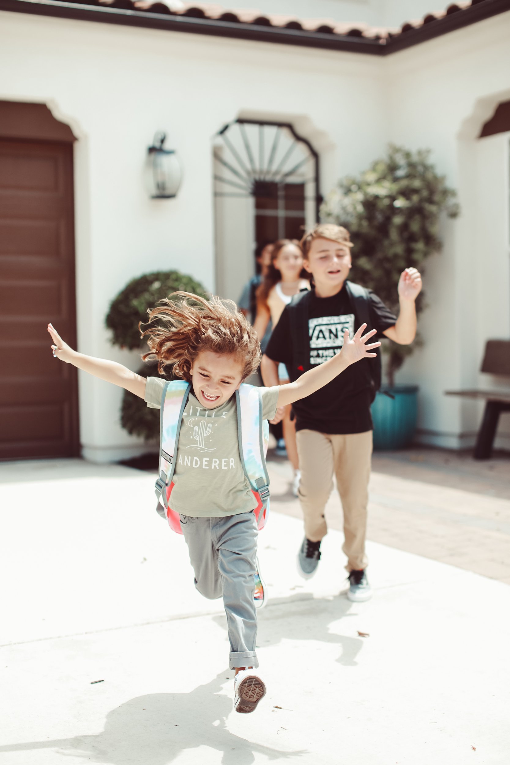 kids running