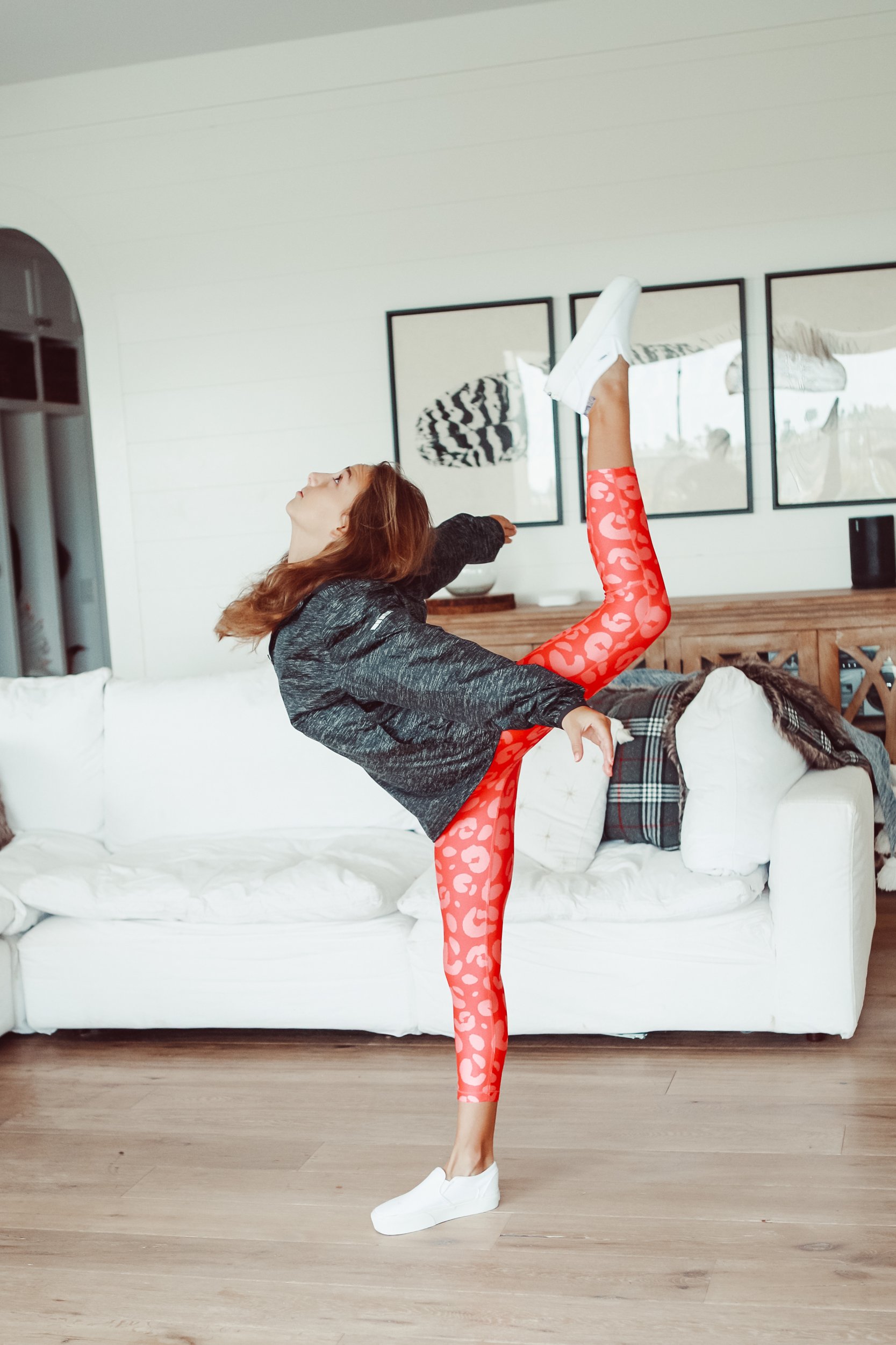 girl dancing