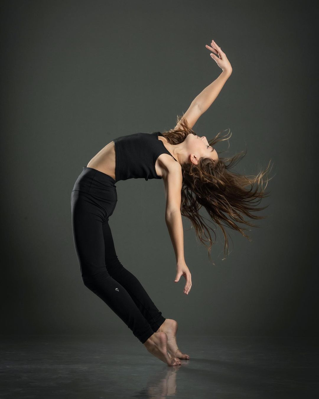 modern dance girl