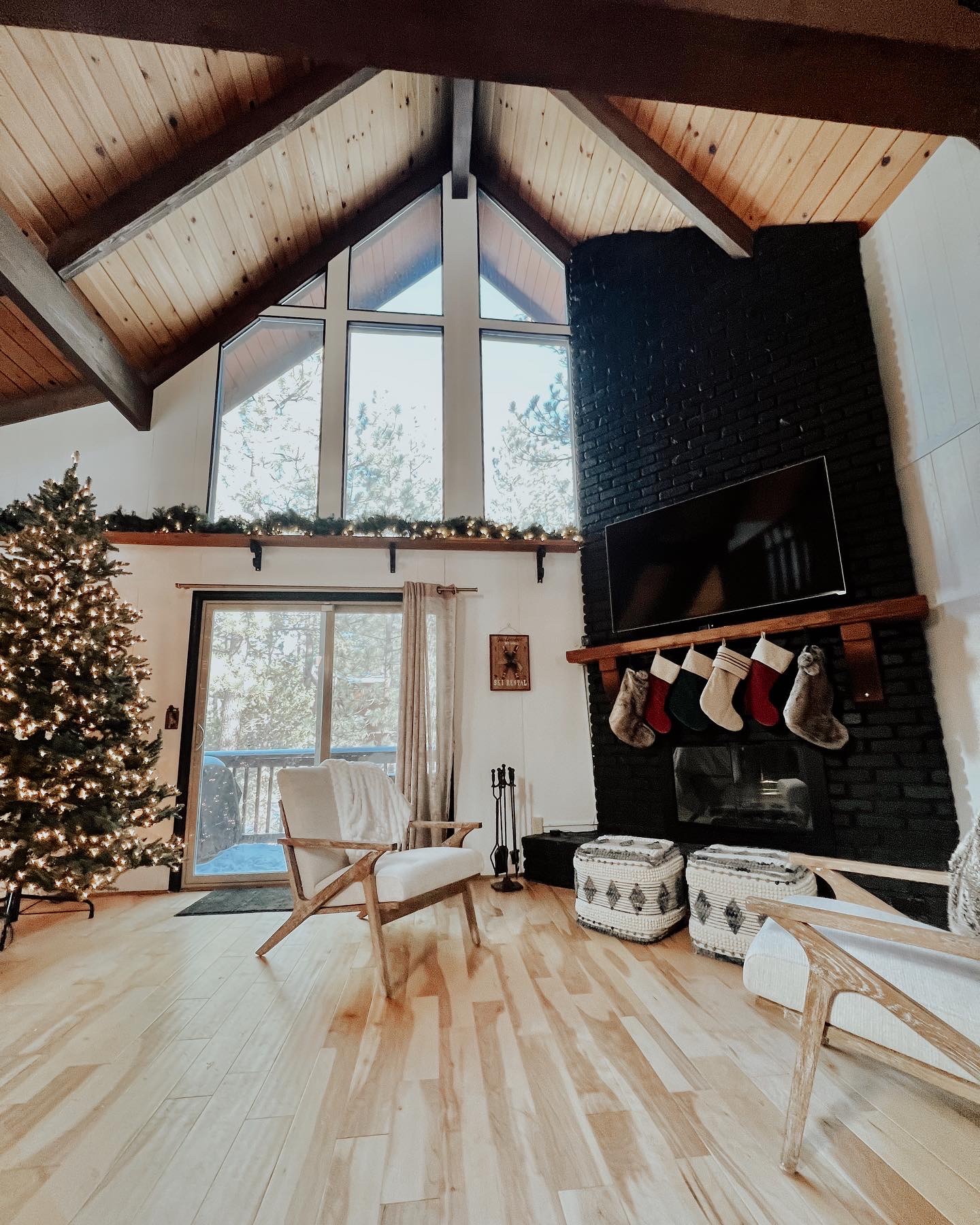 christmas decor in living room