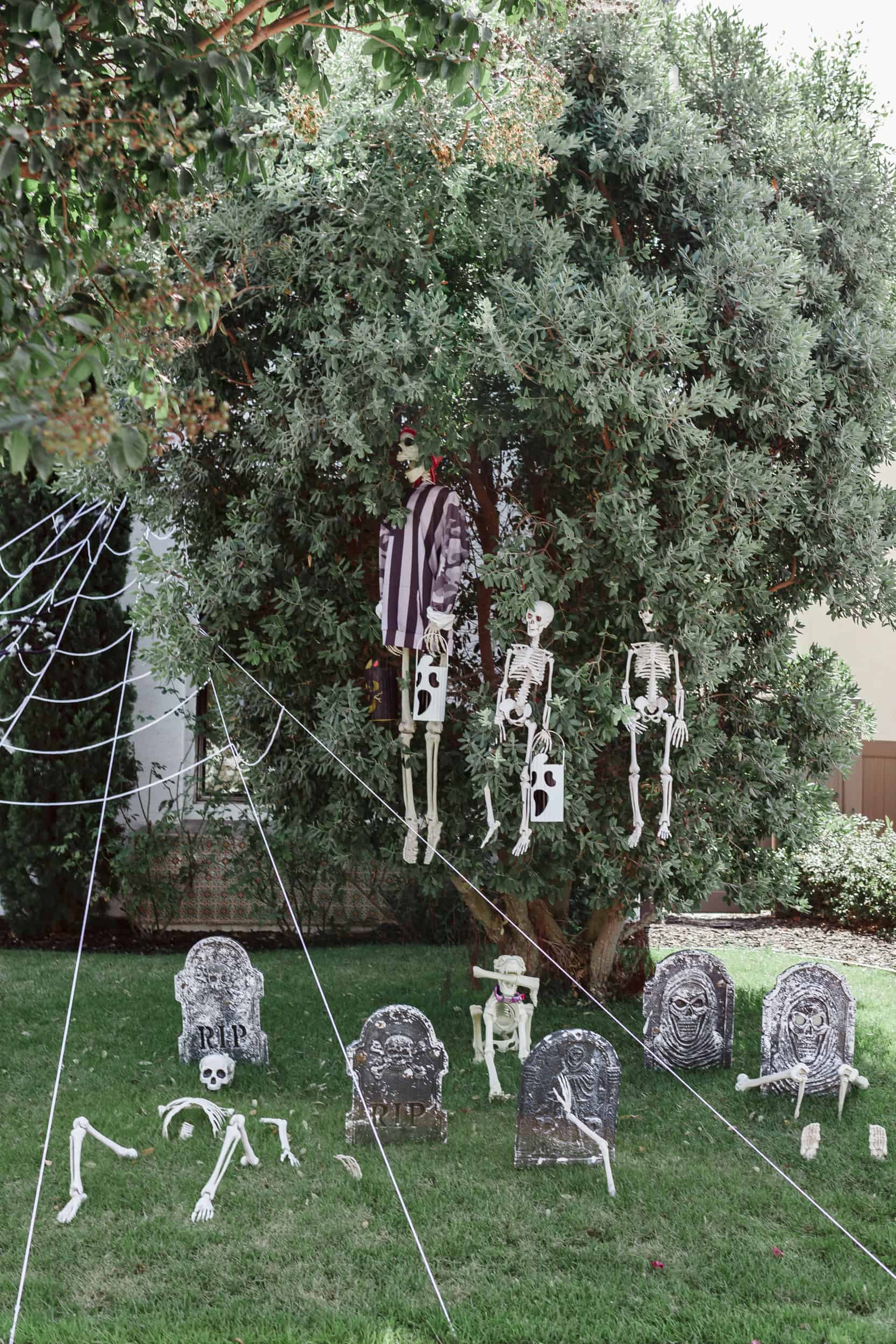 halloween graveyard decorations