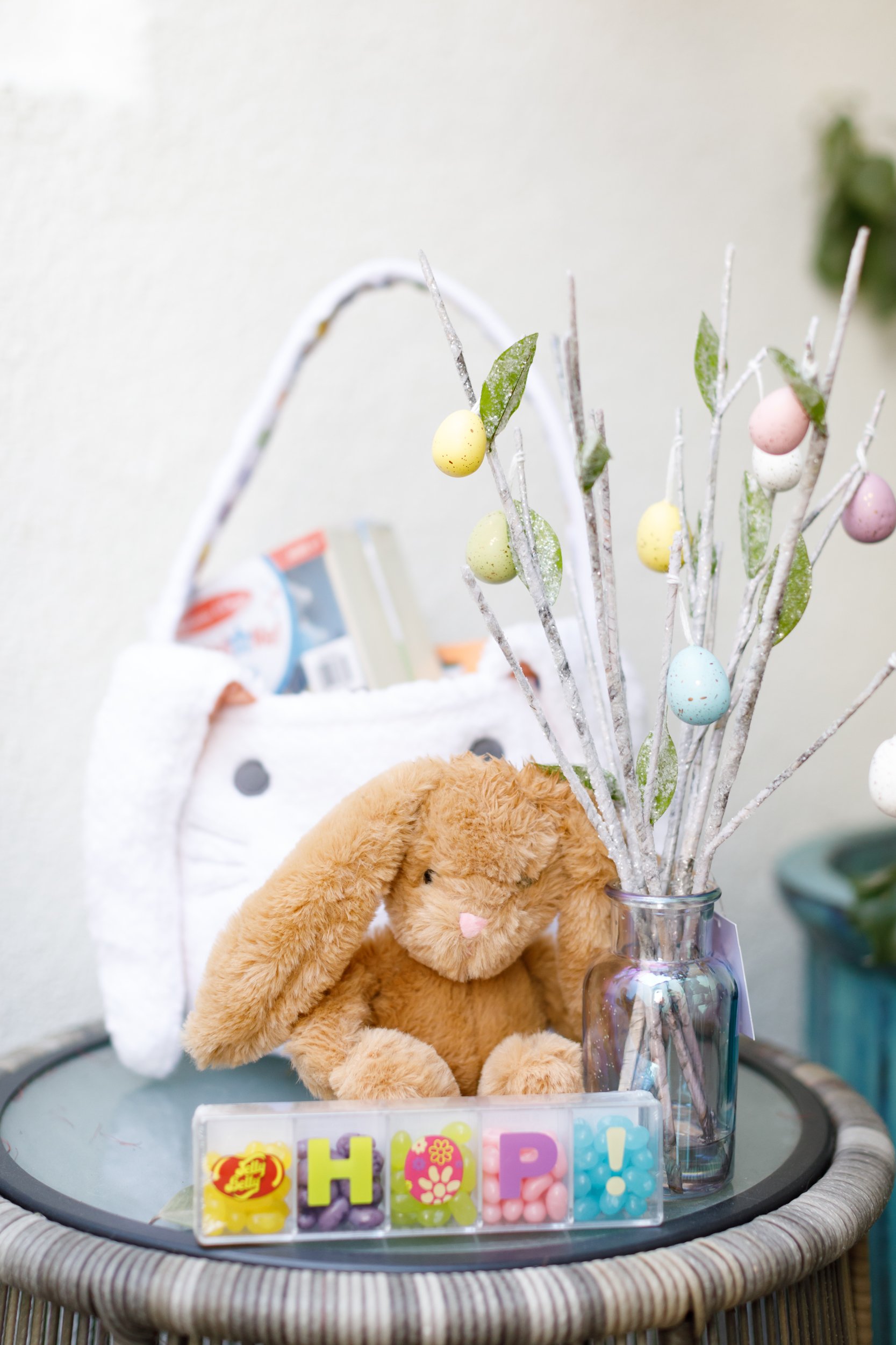 easter basket and egg decor