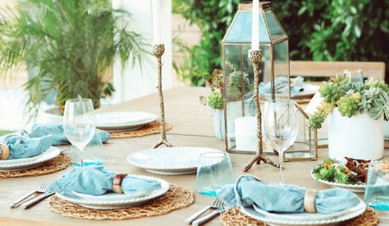 A beautiful table setting for al fresco dining.