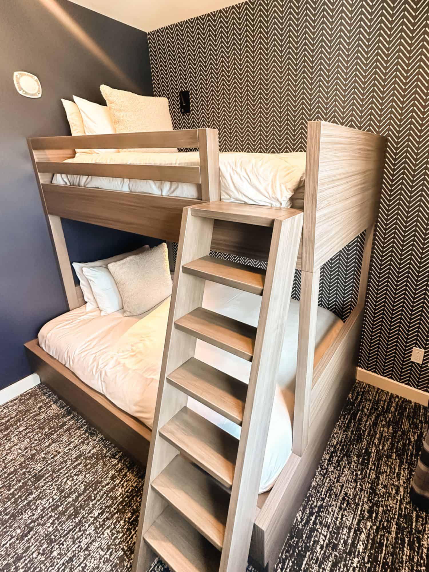 bunk bed room