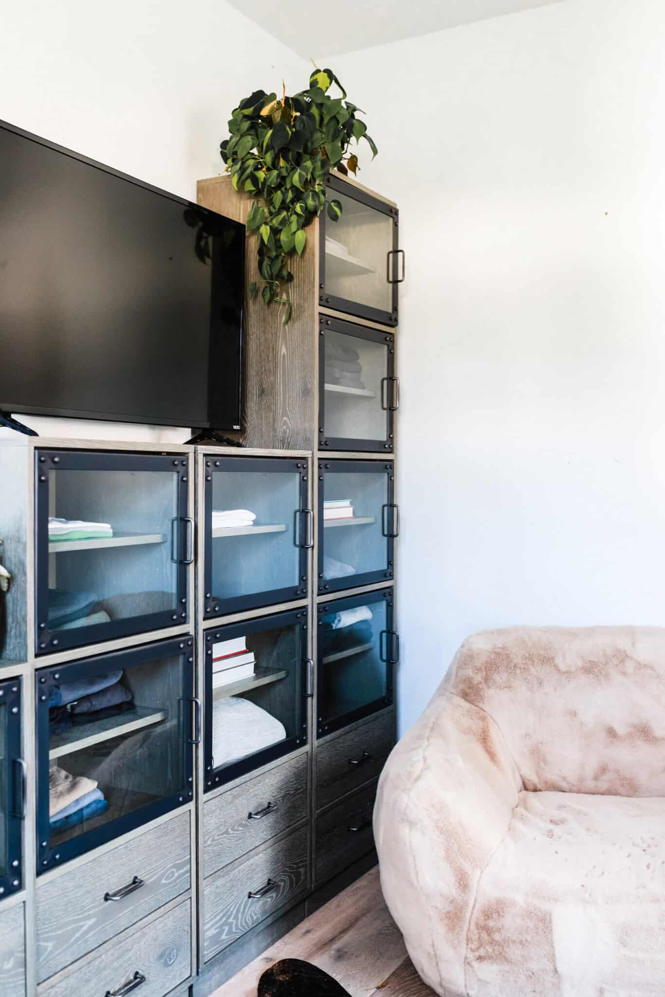 Creative Bedroom Shelf Decorating Ideas- City Girl Gone Mom